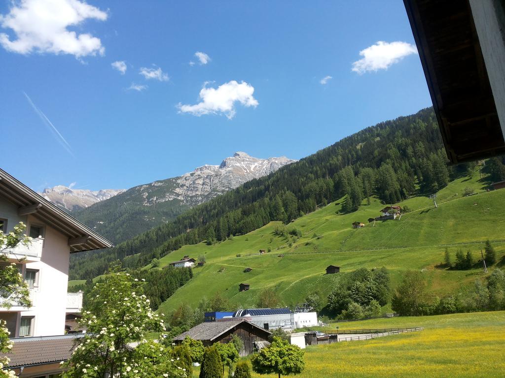 Apartments Mooshof Neustift im Stubaital Ruang foto